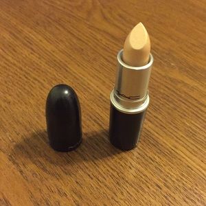 MAC Frost Lipstick in Tanarama